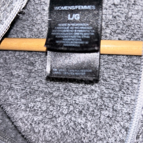 North Face Jacket - Picture 8 of 8